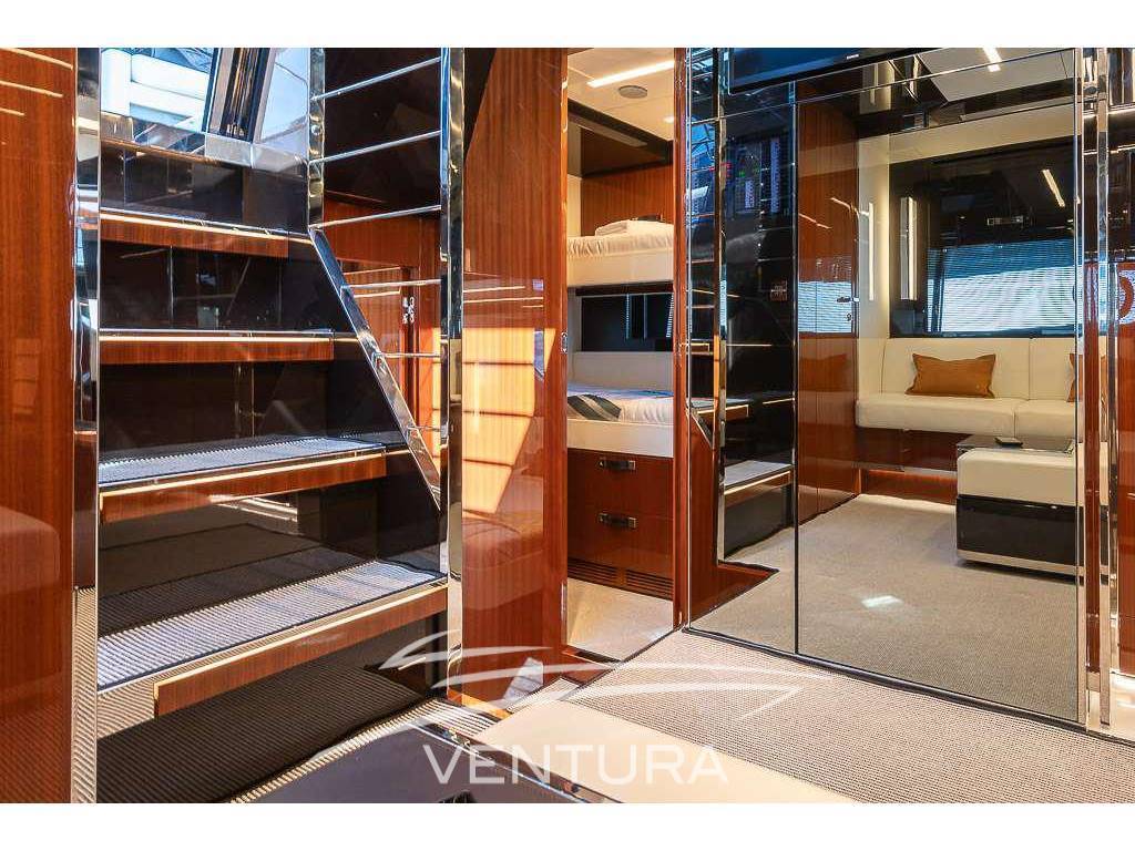 Riva Rivale 56