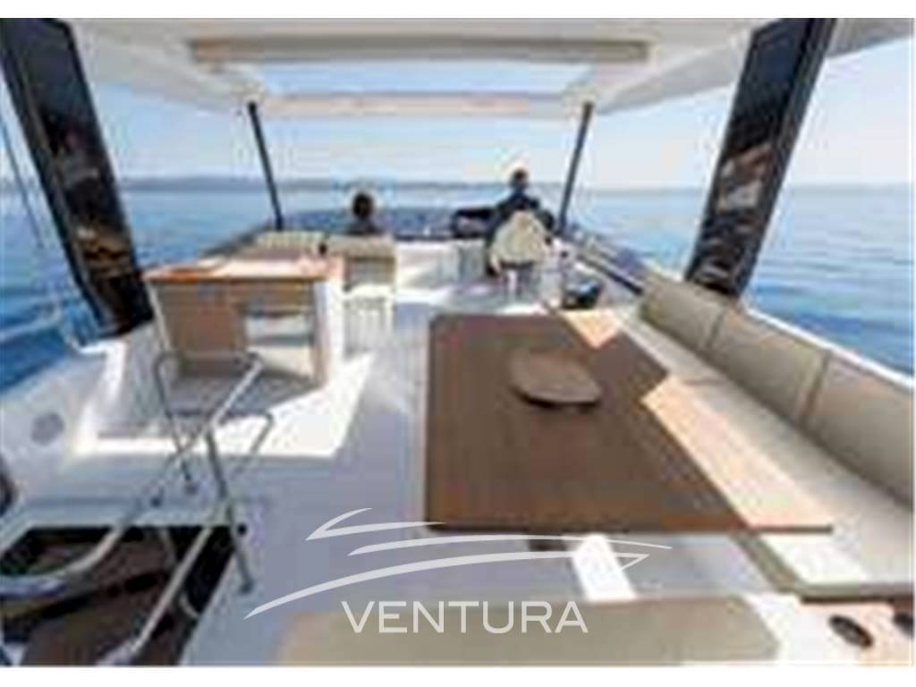 Fountaine pajot My 6