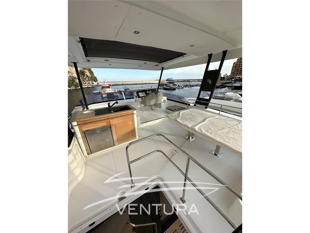 Fountaine pajot My 6