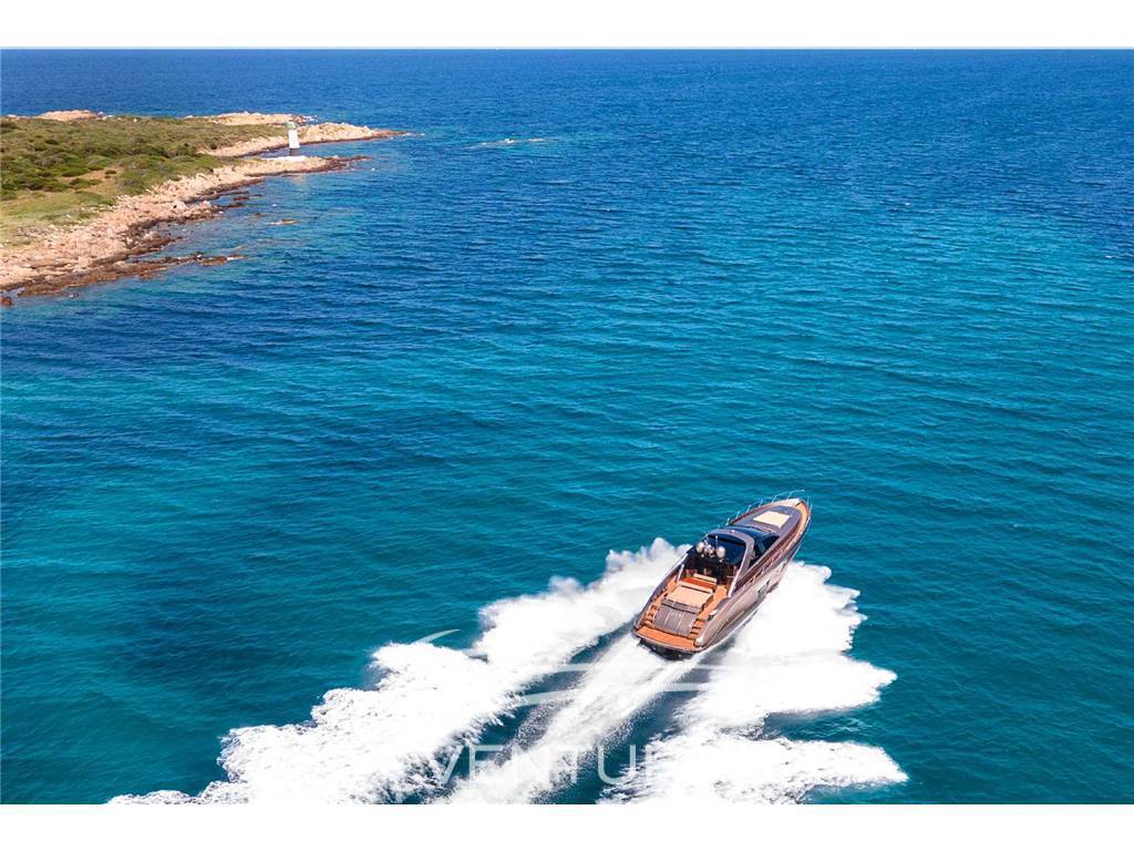 Riva 68 ego super