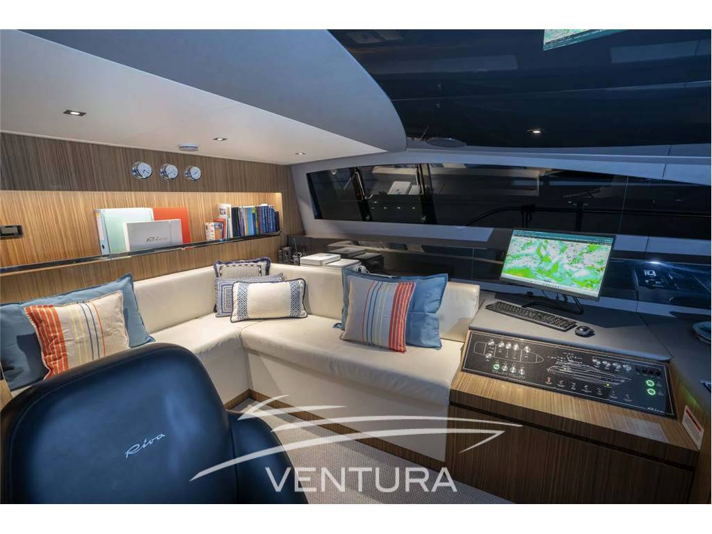 Riva Corsaro 100