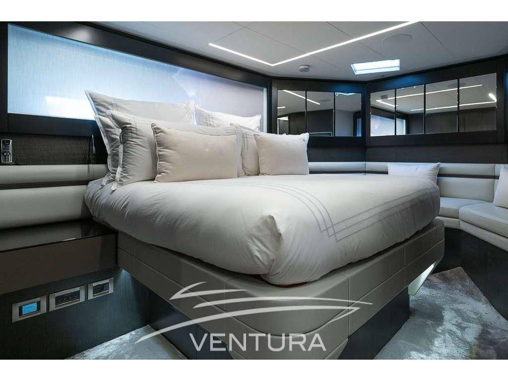 Pershing 9x