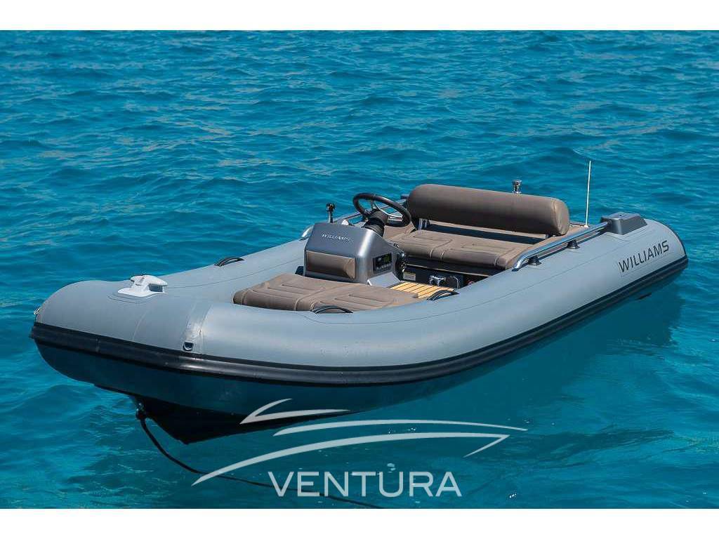 Pershing 9x