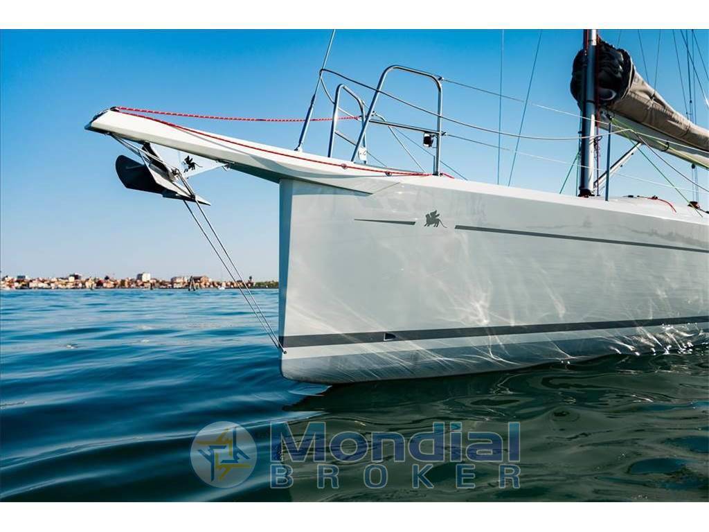 Italia yachts Italia 9.98