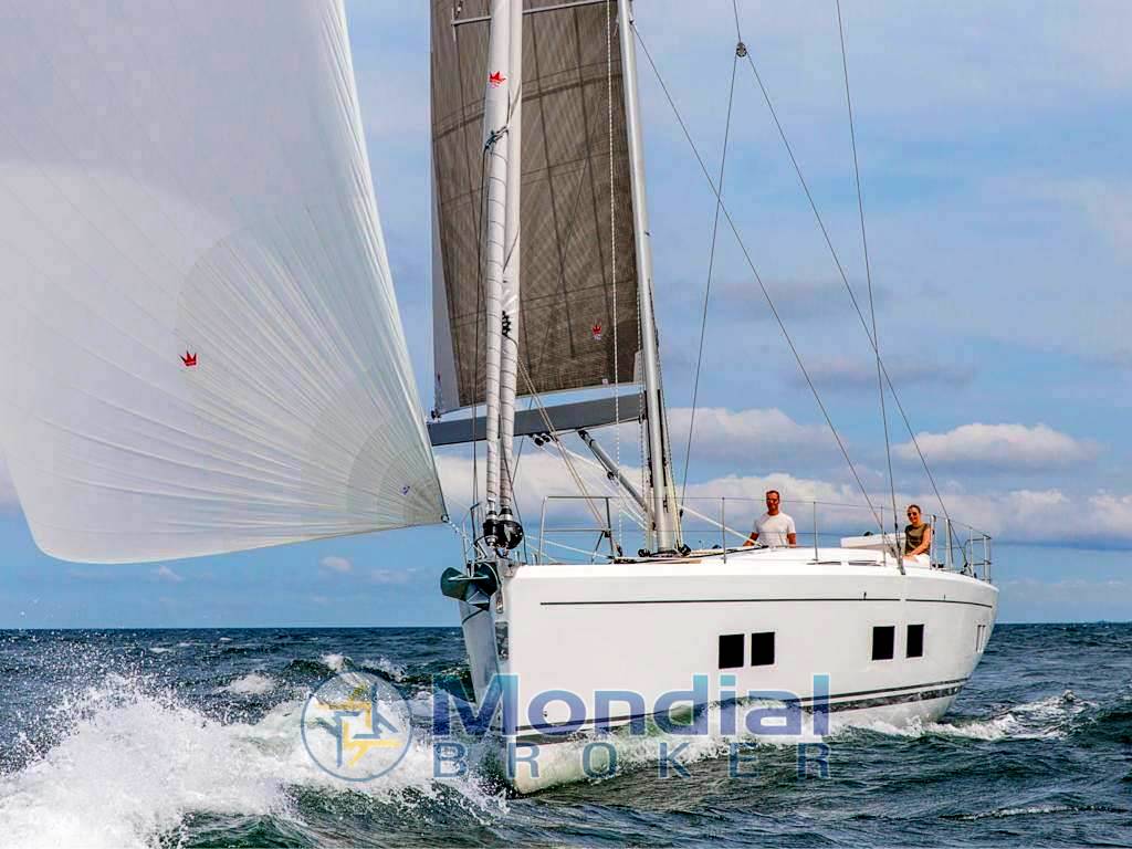 Hanse 548