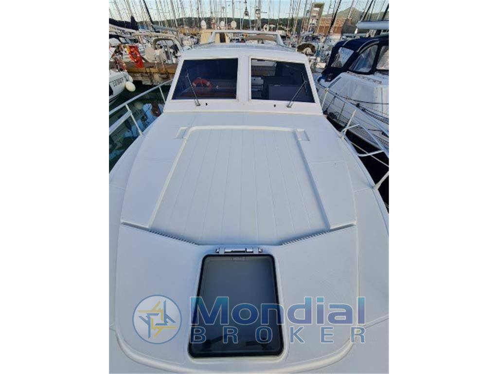 Ferretti Altura 40