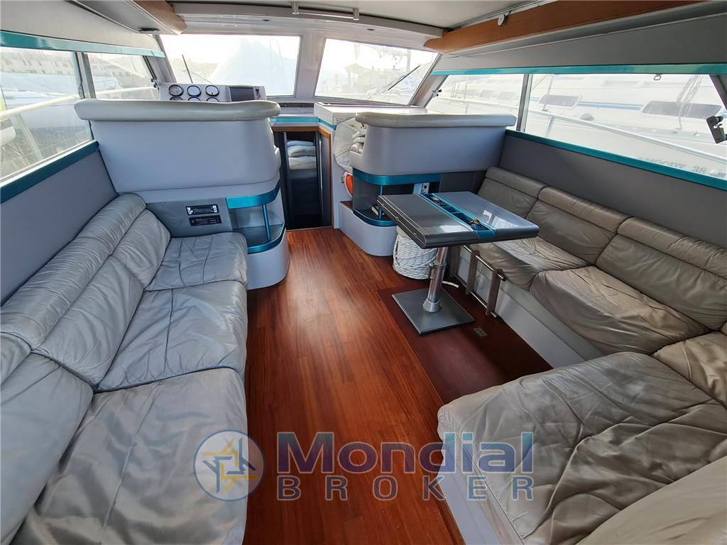 Ferretti Altura 40