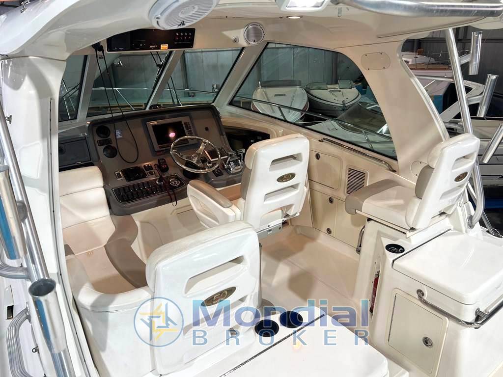 Boston whaler 345 conquest