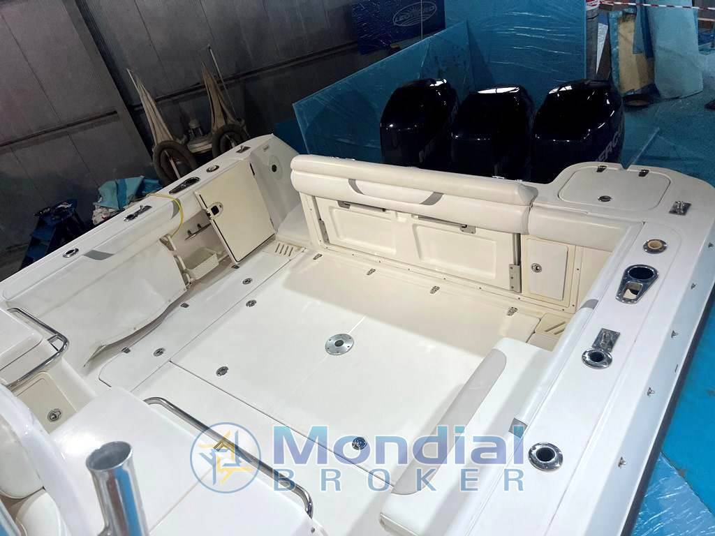 Boston whaler 345 conquest