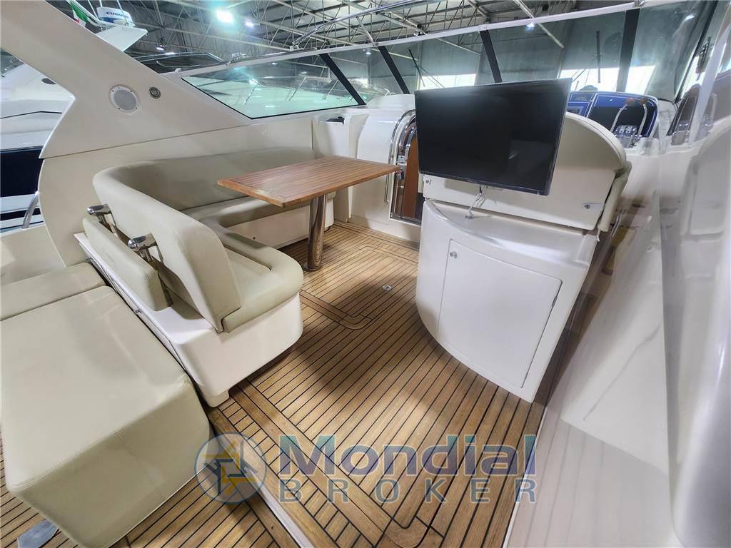 Cayman 38 ̸ 40