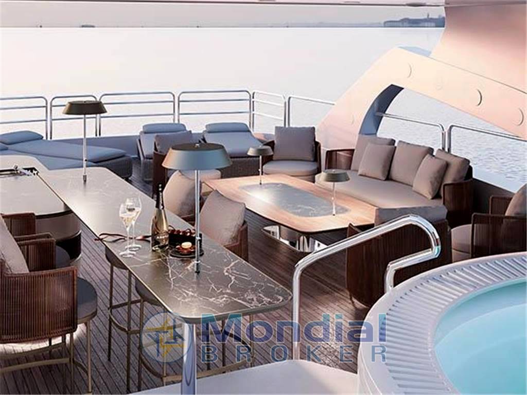 Sunseeker 40 metre yacht