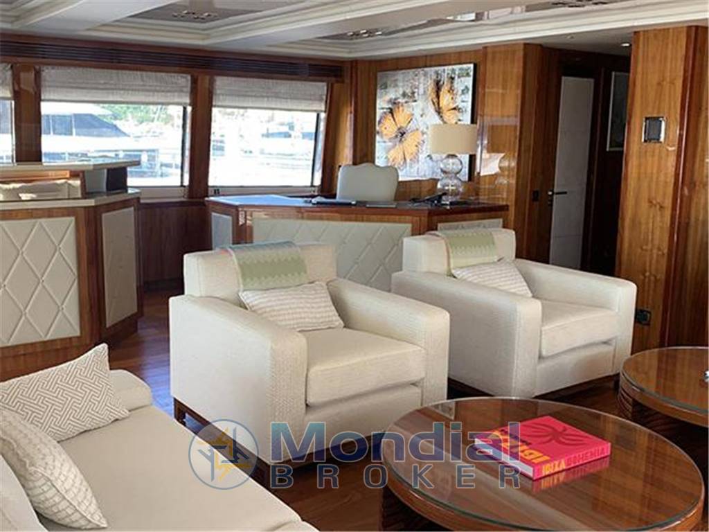 Sunseeker 40 metre yacht