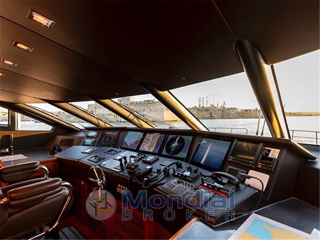 Sunseeker 40 metre yacht