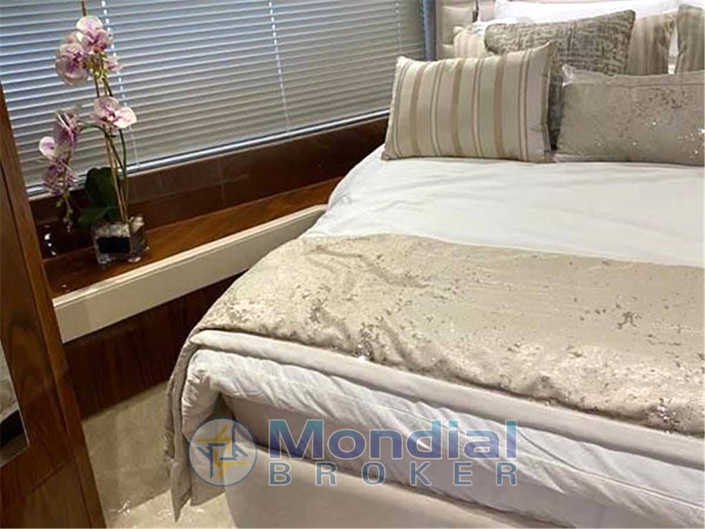 Sunseeker Manhattan 66