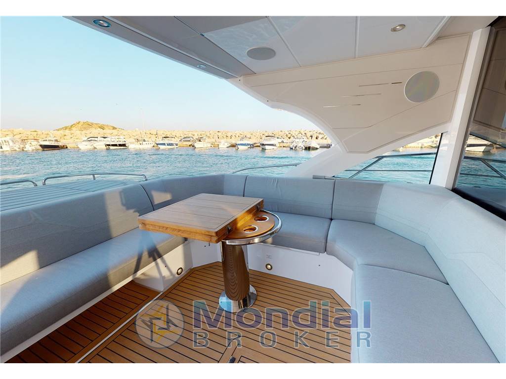 Sunseeker Predator 60 evo