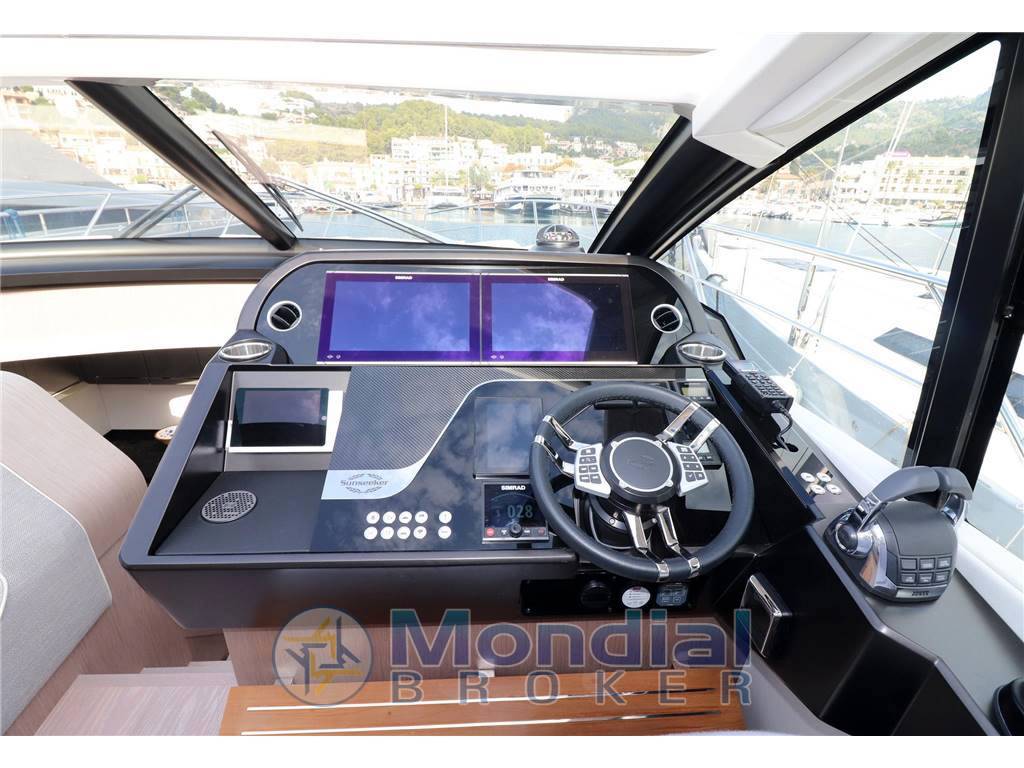 Sunseeker Predator 60 evo