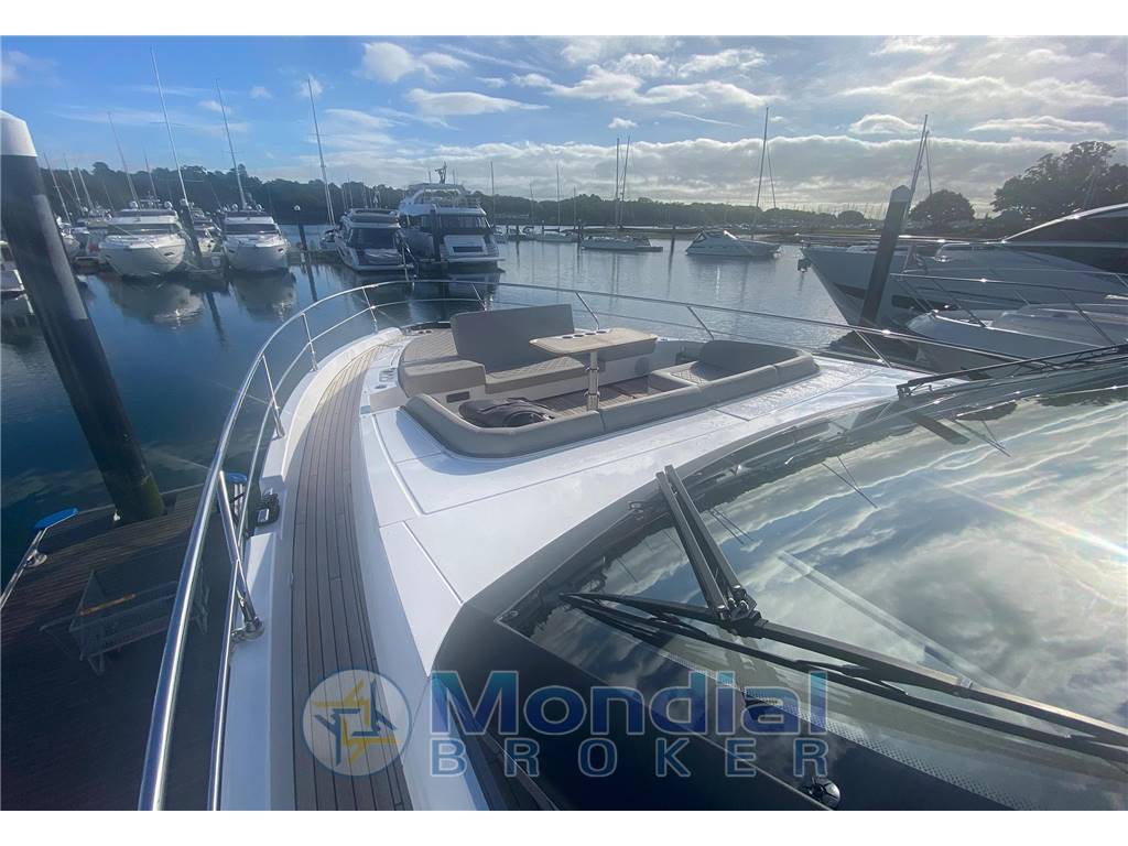 Fairline Squadron 68