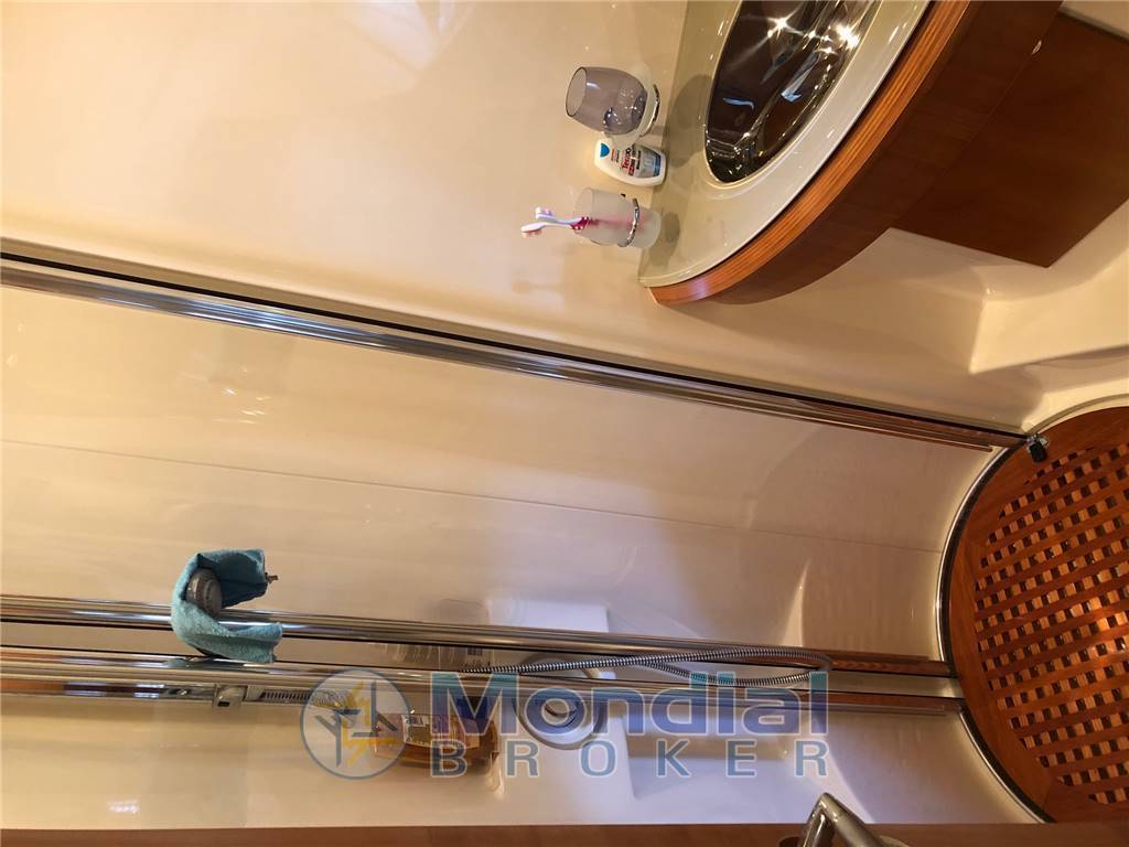 Azimut 50 fly