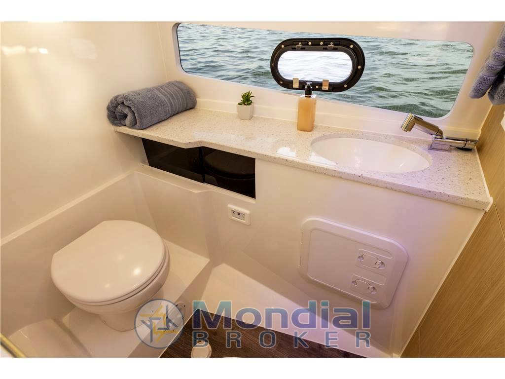 Aquila 32