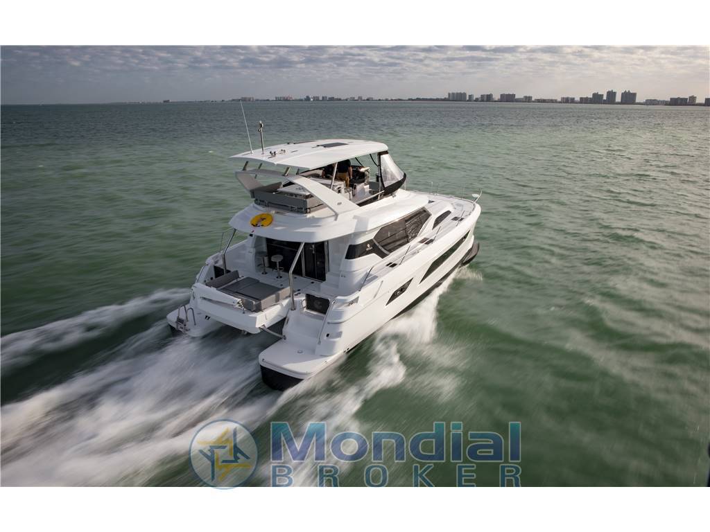 Aquila 44