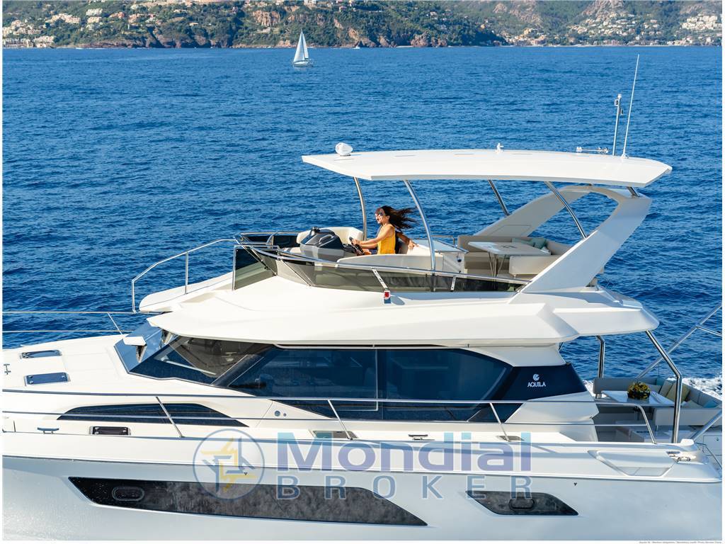 Aquila 44