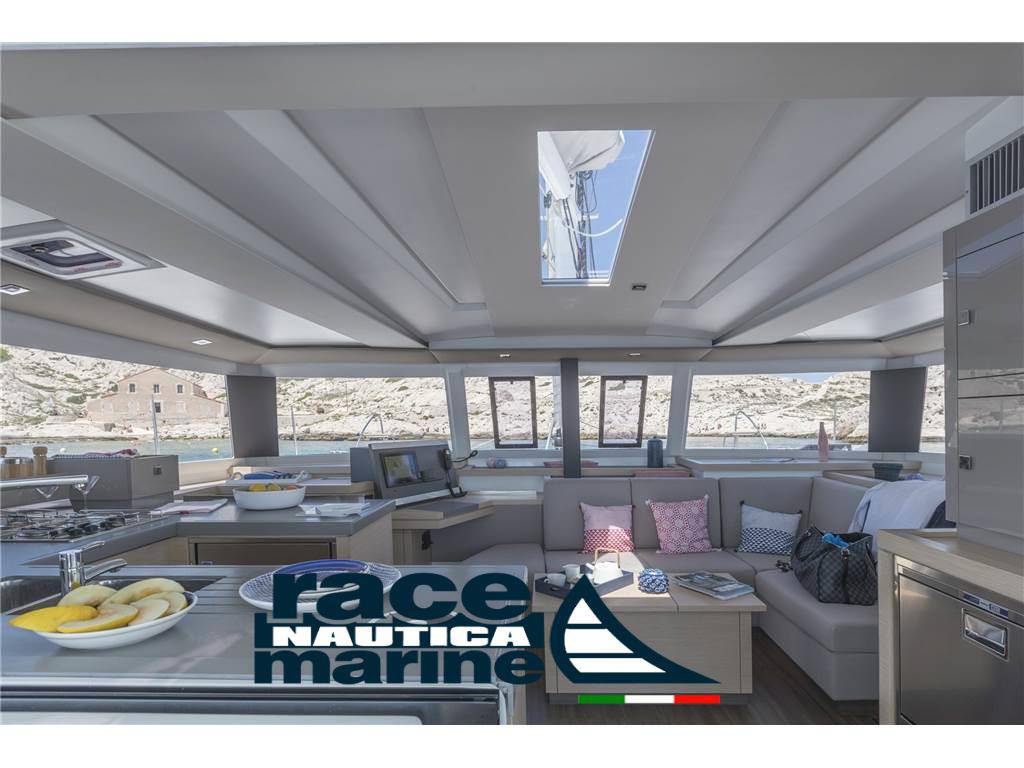 Fountaine pajot Astrea 42