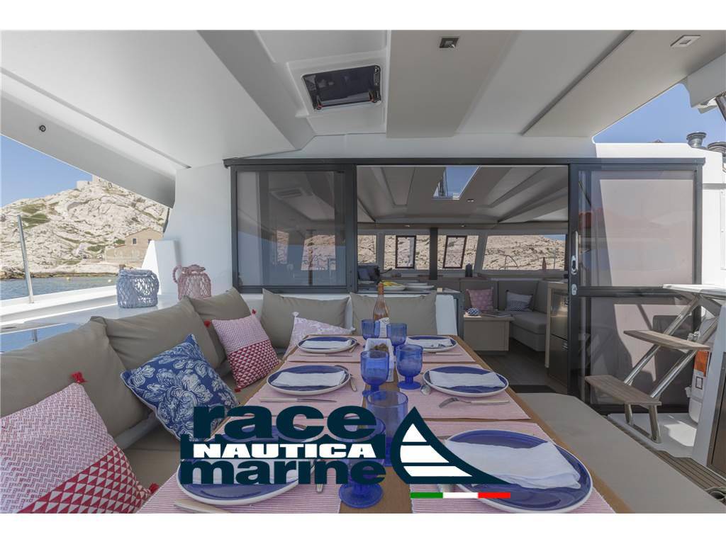 Fountaine pajot Astrea 42
