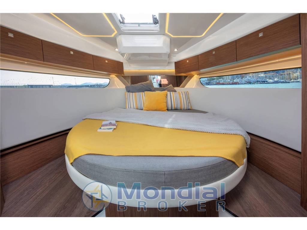 Jeanneau Merry fisher 10,95