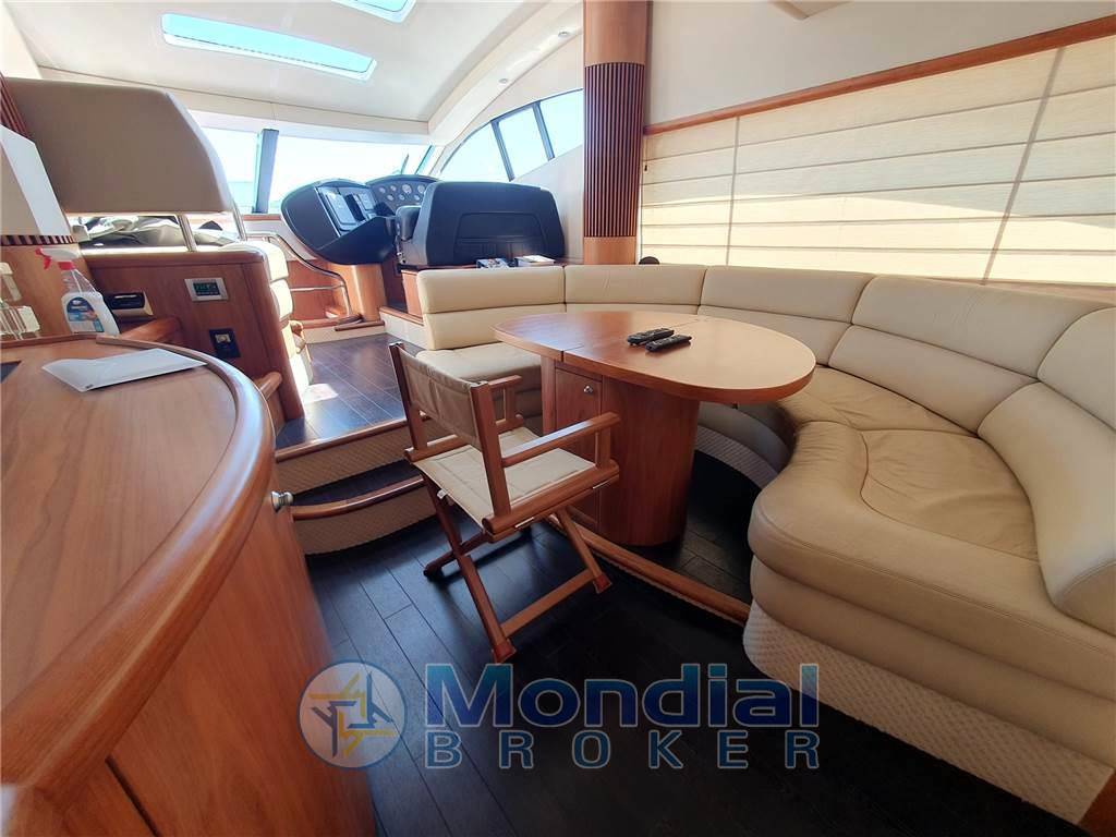 Sunseeker Predator 52