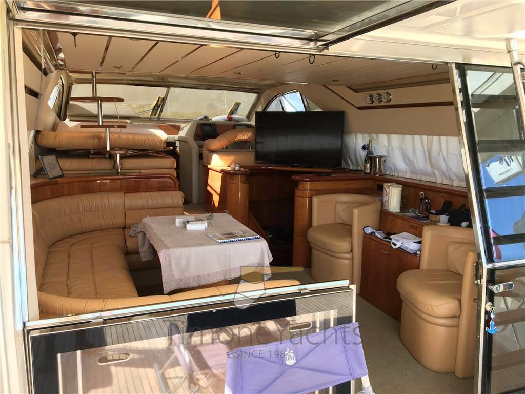 Ferretti 57