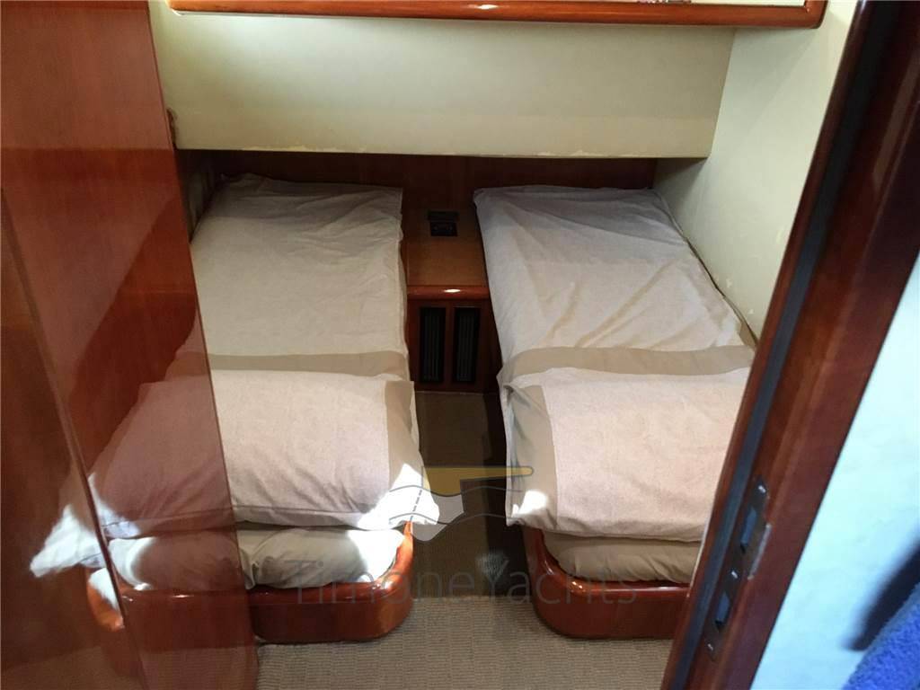 Ferretti 57