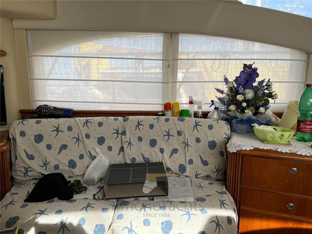 Azimut 42