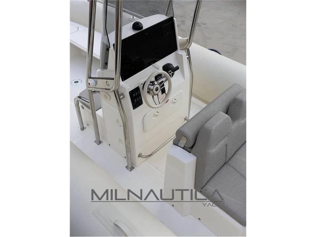 Capelli Tempest 750 luxe