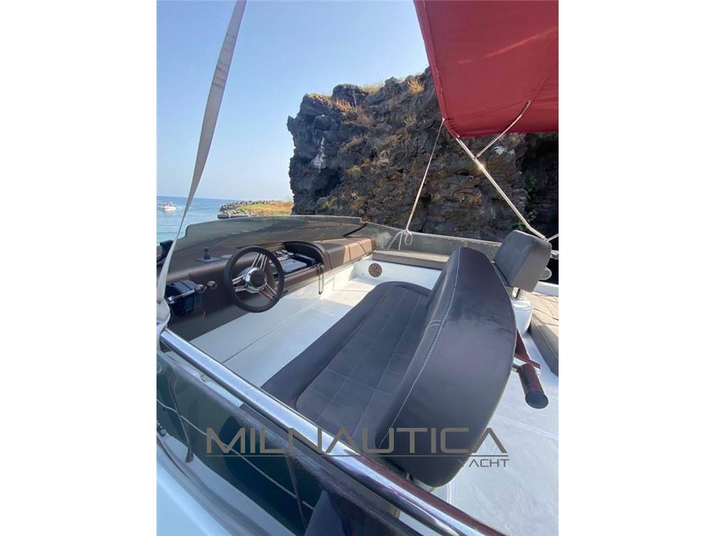 Azimut Az 43