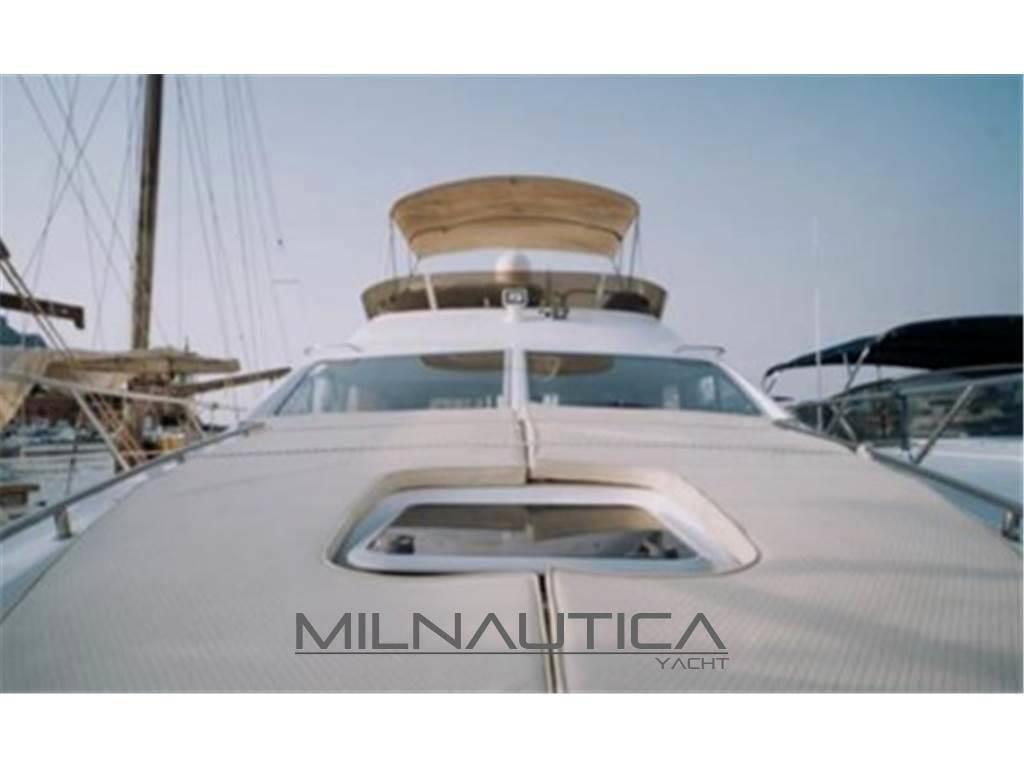 Sealine F 44