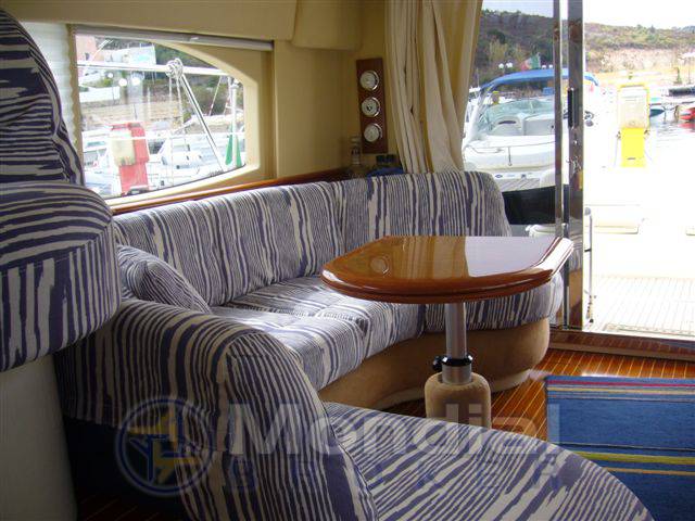 Azimut Az 42 fly