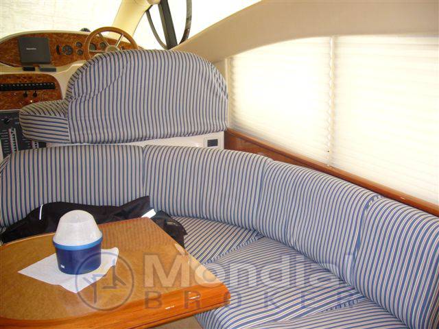 Azimut Az 42 fly
