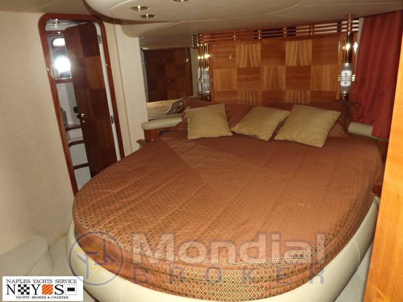 Azimut 55 fly