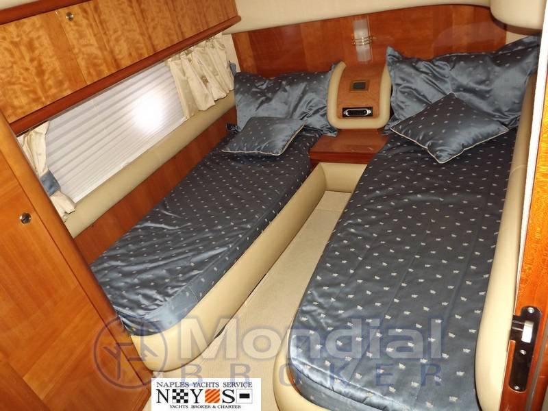 Azimut 55 fly