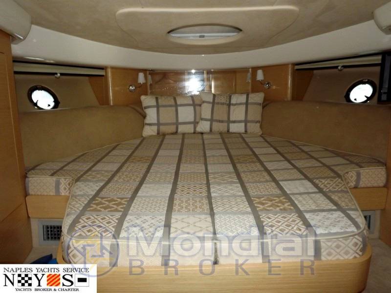 Cranchi Mediterranee' 43 ht