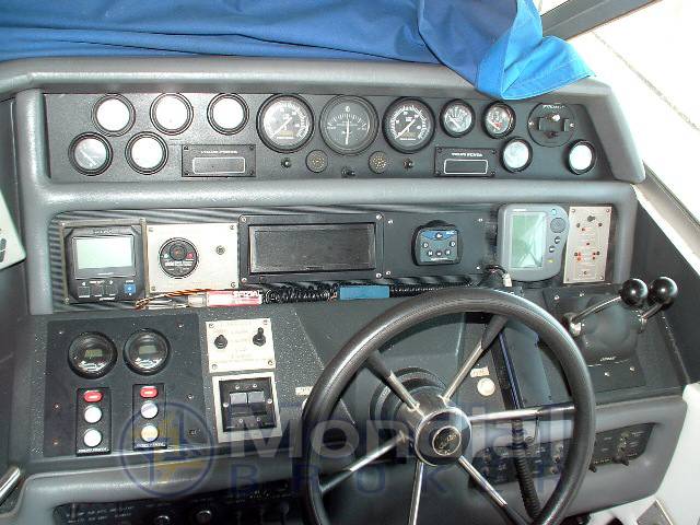 Sea ray 350 sundancer