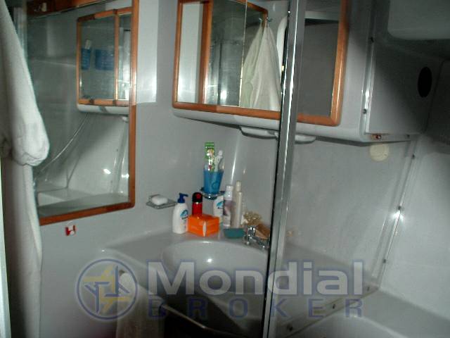Sea ray 350 sundancer