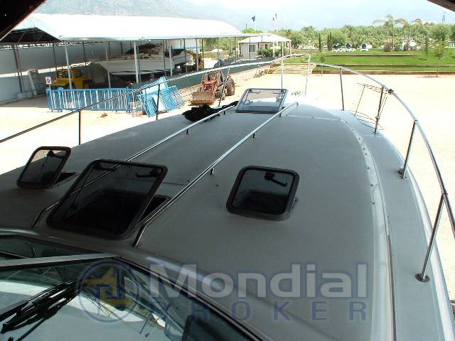 Sea ray 350 sundancer