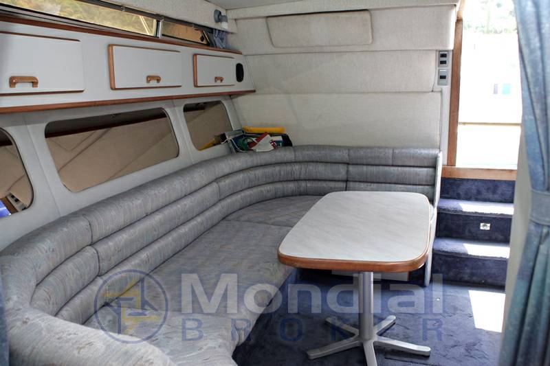 Sea ray 35 express cruiser