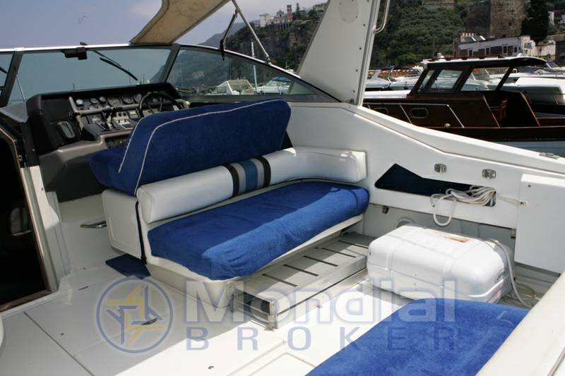 Sea ray 35 express cruiser