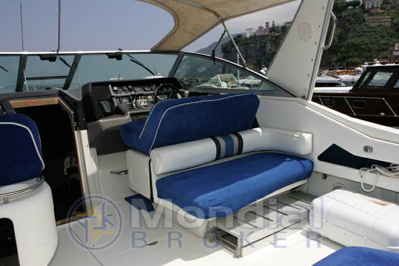 Sea ray 35 express cruiser