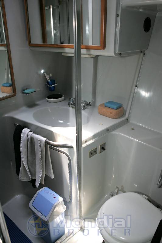 Sea ray 35 express cruiser