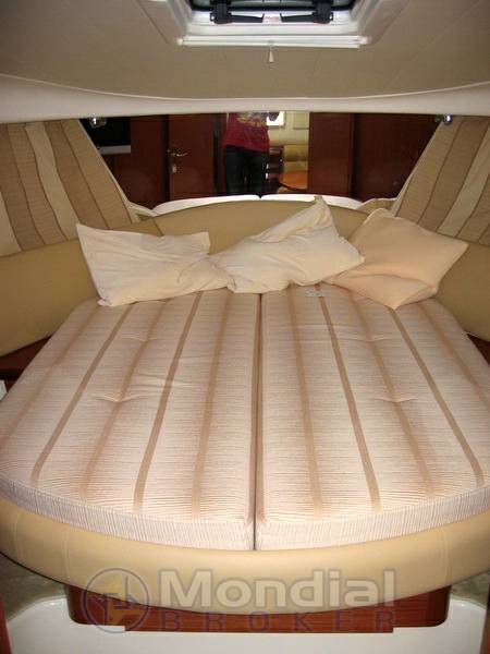 Jeannau Prestige 34s