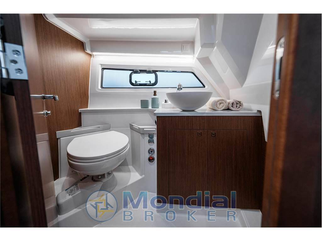 Beneteau Antares 9 v2