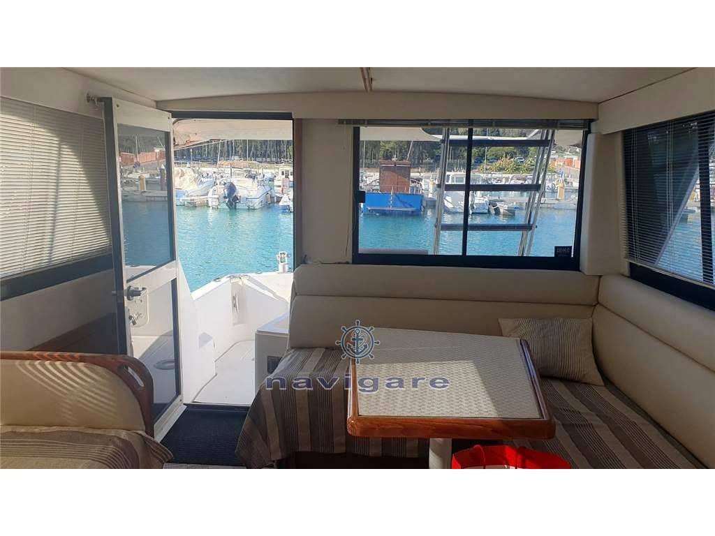 Riviera marine 33 flybridge